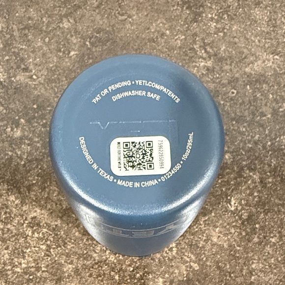 YETI Rambler 10oz Tumbler Navy Fall 2018 - Picture 6 of 8
